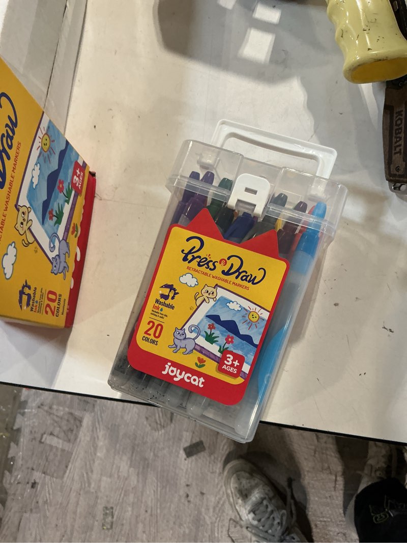 Condition photo showing Good Condition for joycat 20-color washable markers for kids, click markers with carrying case | retractable click markers in 20 vibrant colors come with a handled plastic case for travel, storage, coloring and drawing.