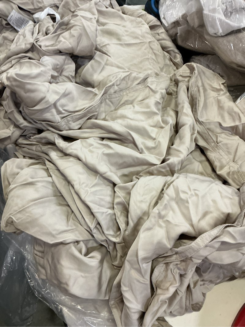 Condition photo showing As Is for bamboo duvet cover set sand full/ queen