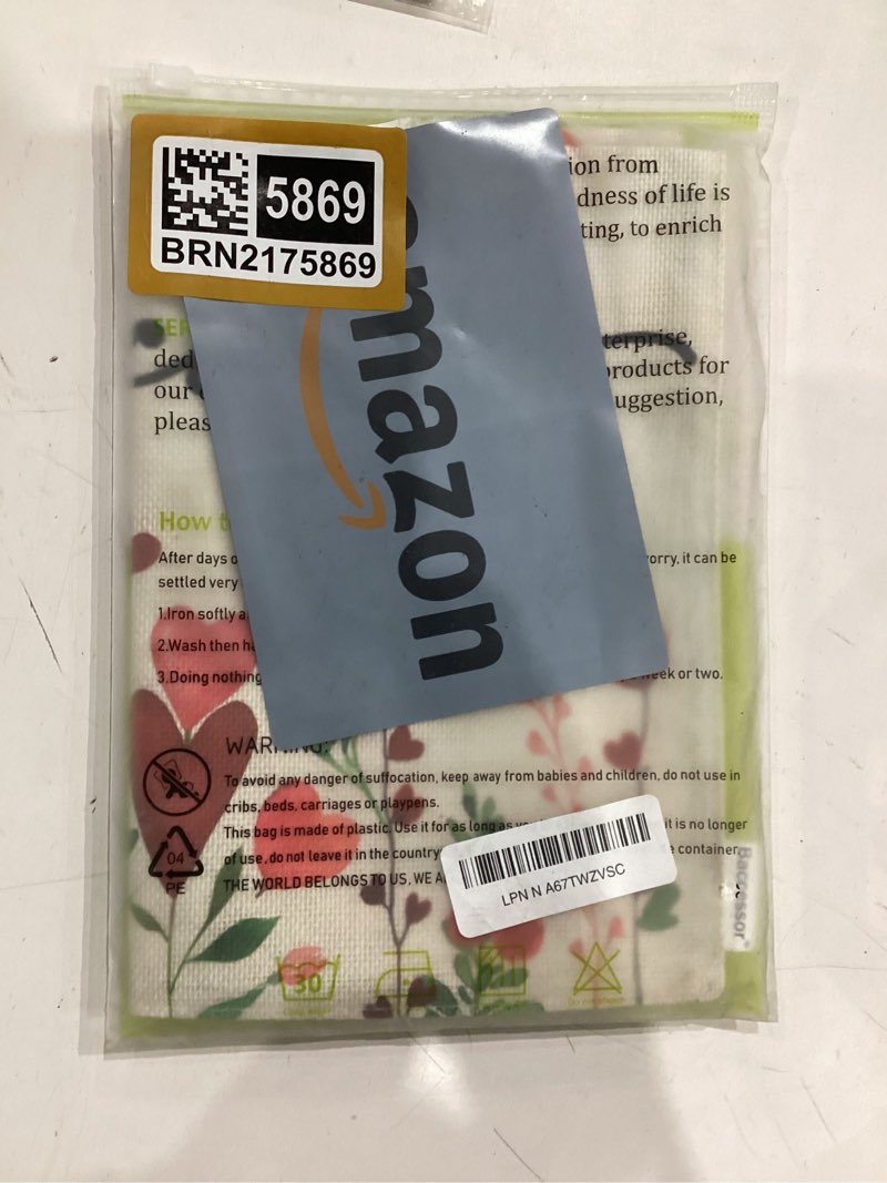 Condition photo showing New/Like New for Baccessor Patriotic Garden Flag 12.5 x 18 Inch, Double Sided Burlap 4th of July Memorial Day Flowers Welcome Small Yard Flag for Porch Patio Summer Holiday Outdoor Outside Decor Garden Size(12.5 x 18 Inch) Patriotic Flowers