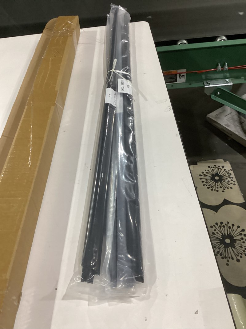 Vehicle rubber door trim