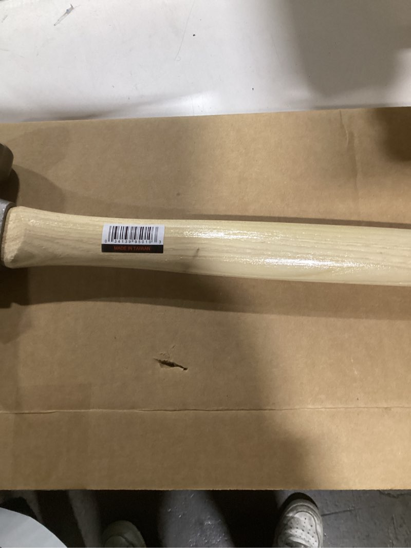 Condition photo showing Good Condition for estwing pro california hammer - 23 oz rip claw hammer with smooth face & hickory wood handle - mrw23ls