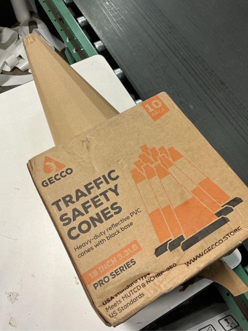 Condition photo showing New/Like New for GECCO ™ (10 Pack) 18 Inch 3.3 Lb Small Orange Traffic Cones Set | Safety Cones, Orange Cones, Parking Cones, Construction Cones, Road Cones | PVC Plastic & Black Base - [PRO Series] 18 in 3.3 lb 10