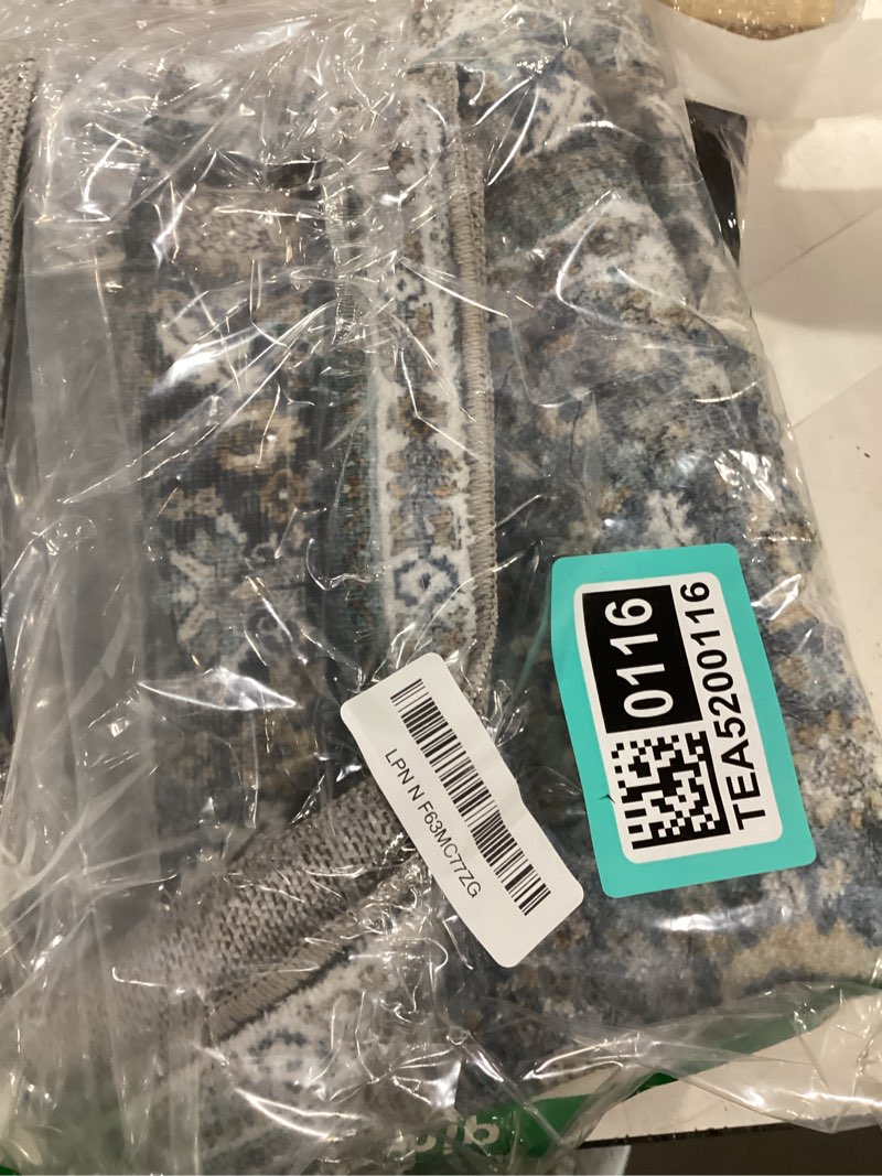 Condition photo showing New/Like New for oppodream vintage blue 2x3 washable rug, 2 x 3 retro door mat indoor entrance non slip, low-pile faux wool throw carpet, distressed navy floor mat for kitchen, hallway, entry-way, back door blue rectangular 2' x 3' (rectangular)