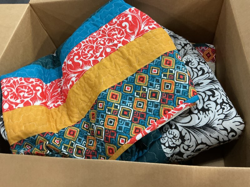 Condition photo showing Good Condition for lush decor boho stripe reversible cotton quilt 3-piece set, king, turquoise & tangerine - bold colorful bohemian bedding set turquoise & tangerine king