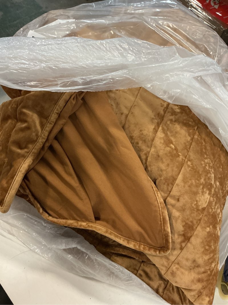 Condition photo showing Good Condition for Bedsure Velvet Quilt King Size Set - 108"x96" Lightweight Velvet Comforter King, Oversized Luxury Bedspread Coverlet, Ultra-Soft Bedding Set with 2 Pillow Shams for All Season, Caramel Gold 07 - Caramel Gold King/Cal King