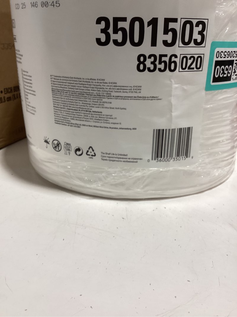 Condition photo showing New/Like New for wypall x50 disposable cloths (35015)  jumbo roll  9.8 x 13.4  white  1 100 sheets per roll