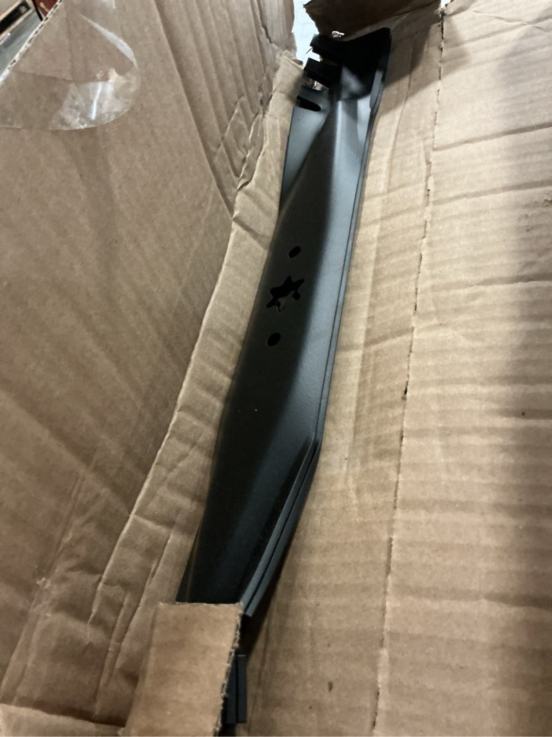 Condition photo showing Good Condition for 2pack 942-0616 blades compatible with 42'' cut mtd, cub cadet troy-bilt mowers mulching blades replace oe mtd cub cadet 742-04126 742-0616 serranted style