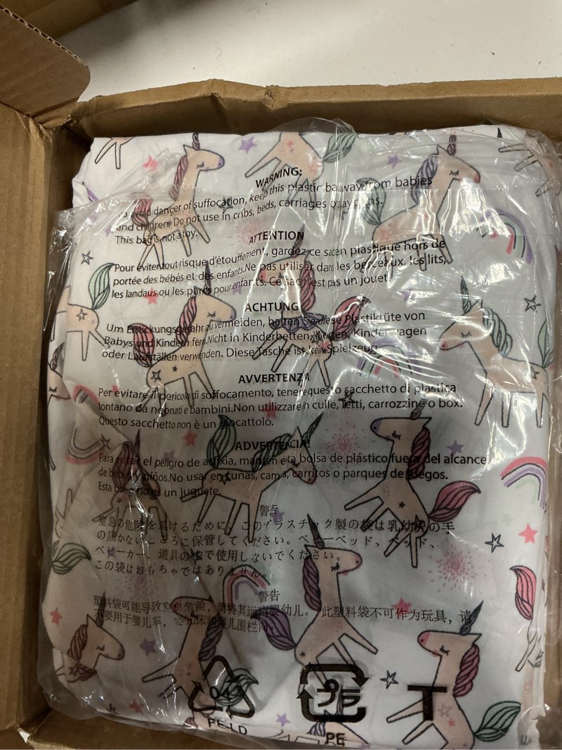 Condition photo showing New/Like New for amazon basics microfiber kids' sheet set with pillowcases, 4-piece, full, unicorn and rainbow unicorn and rainbow full