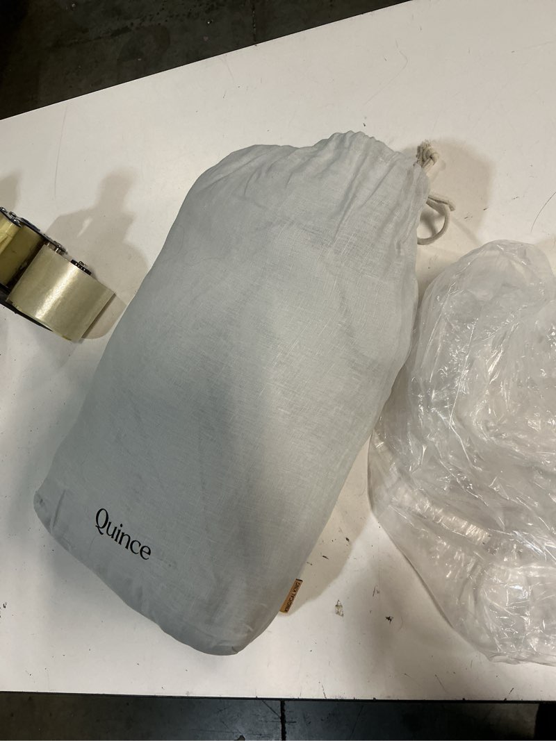 Condition photo showing As Is for quince sheet set king/cal king size 