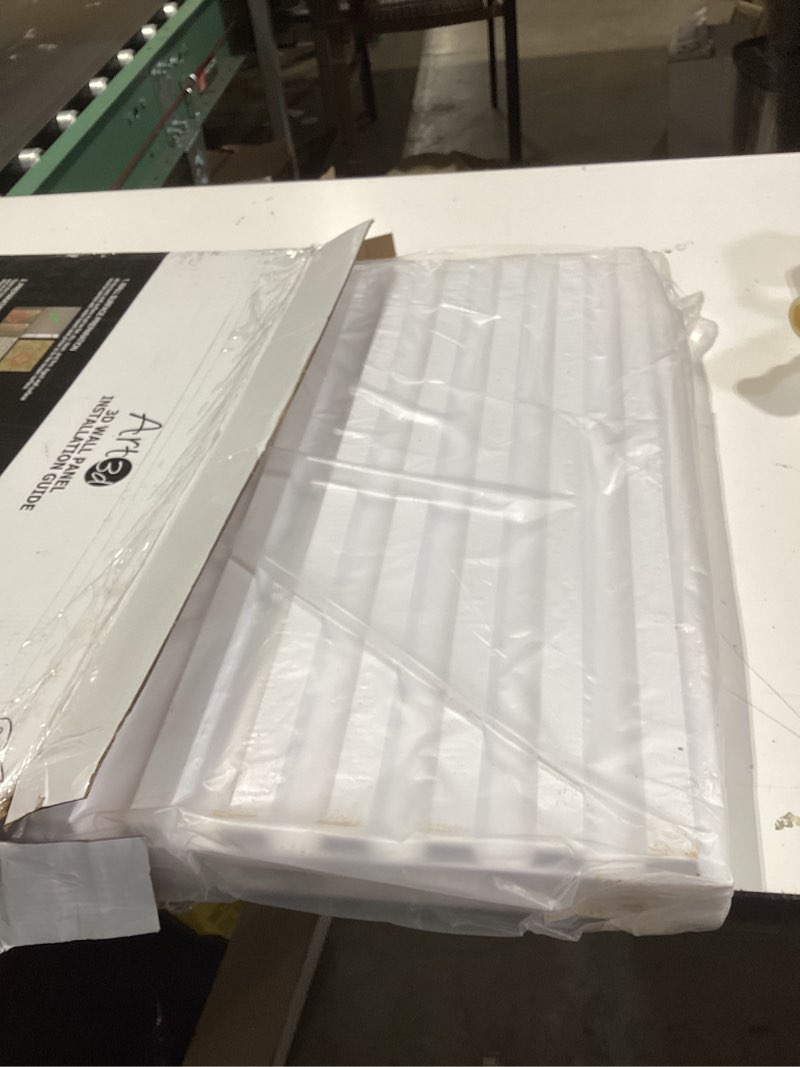 Condition photo showing Good Condition for art3d slat wall panel, 3d fluted textured panel 12-tile 19.7 x 19.7in. - white 19.7 x 19.7in. square - white 12