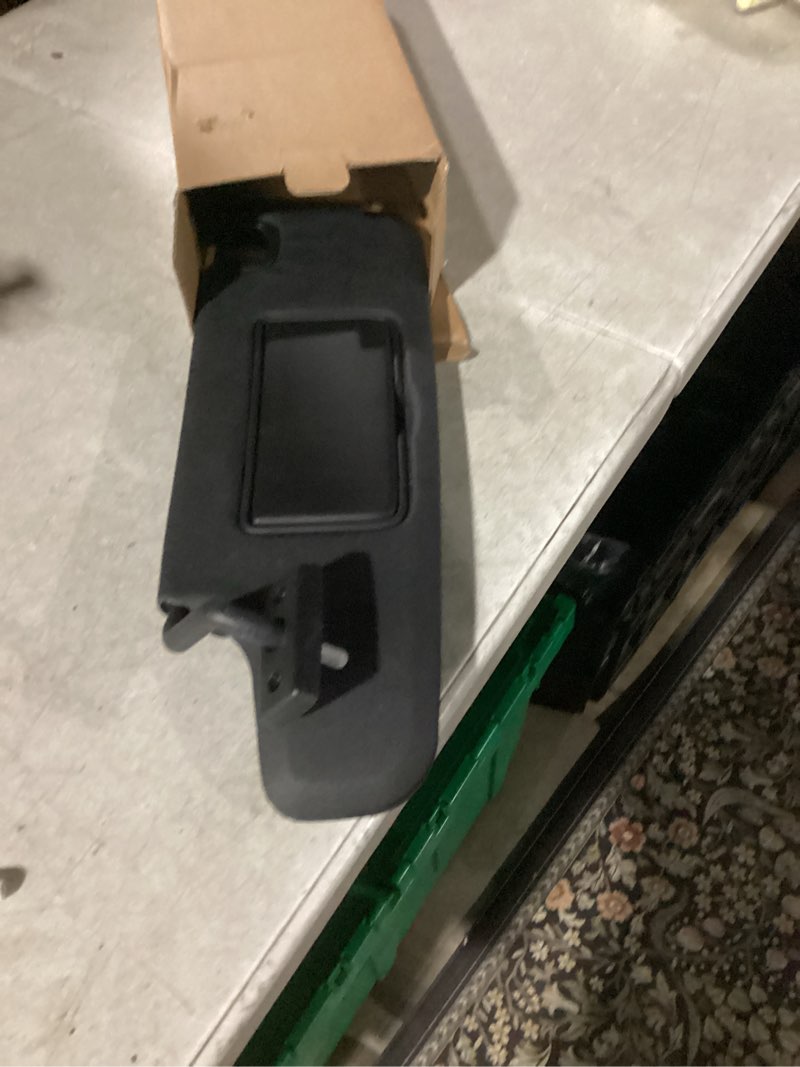 Condition photo showing New/Like New for Car Visor Sunshade Extender, Window Shade, Anti-Glare Sun Blocker for Driver or Front Seat Passenger,1 Piece (Black) black One Size