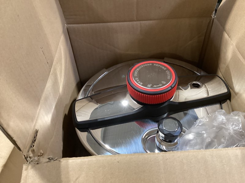 Condition photo showing Good Condition for 304 stainless steel pressure cooker 6 quart explosion-proof lock, one hand operation, fast cooking, dishwasher safe & induction compatible, family size cookware peterboo 6.3 quarts