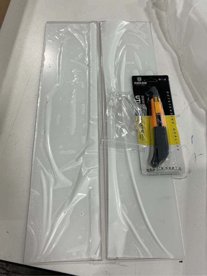 Condition photo showing Good Condition for sieral aquarium polycarbonate canopy set 19.37 x 9.37 x 0.12 inch for 10/20 gallon without center brace aquariums cover fish tank lid with a hook knife, clear clear 20 x 10 inch