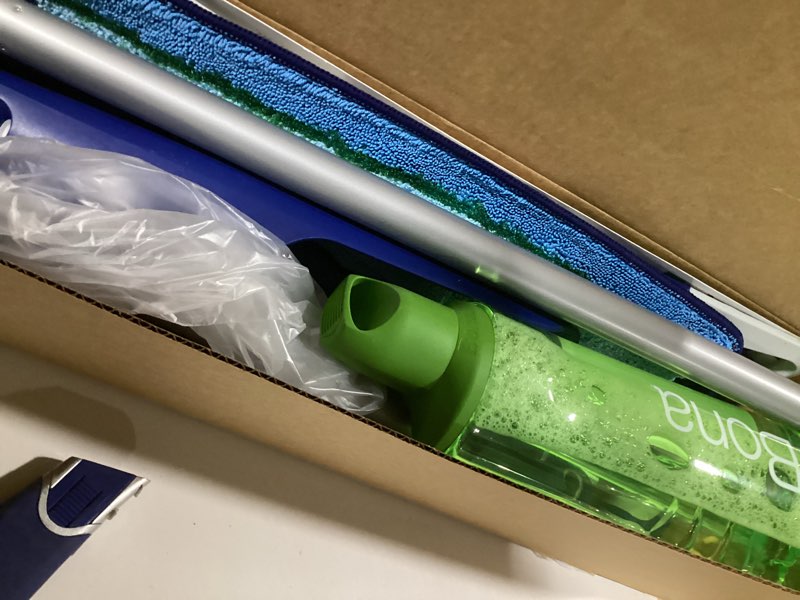 bona premium motion multi-surface floor spray mop - includes multi-surface floor cleaning solution a