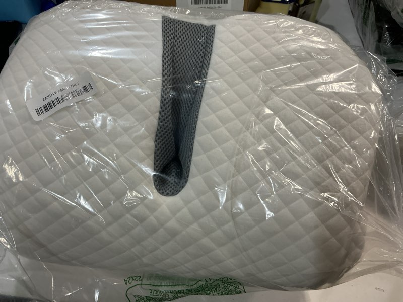 Condition photo showing Good Condition for saheyer anti-snoring pillow for side sleepers, stop snore aid with memory foam, orthopedic pillow for sleeper, snoring solution and remedy, anti-snore devices, white