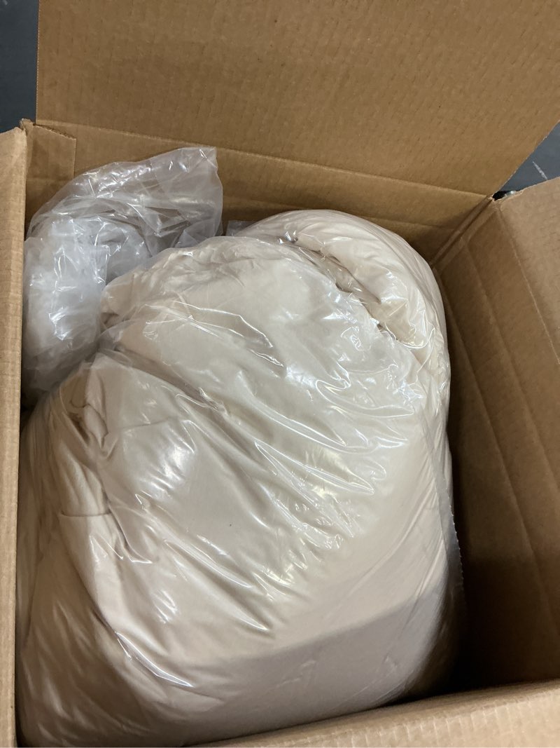 Condition photo showing Good Condition for ROSGONIA Oversized King Comforter Beige, 3pcs(1 Boho Comforter & 2 Pillowcases) Soft Lightweight Oversized King Size Comforter Sets All Season Bedding Oversized King Comforter 120"x98" Beige