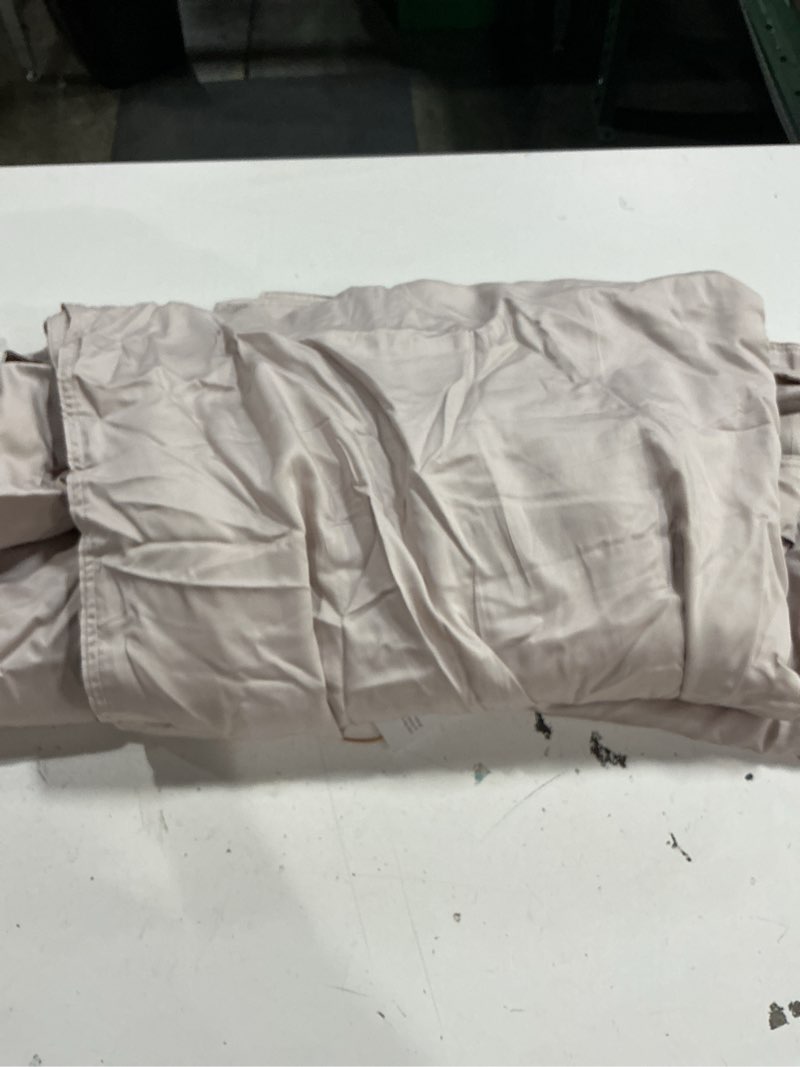 Condition photo showing Good Condition for quince full/queen bamboo sheet set soft blush