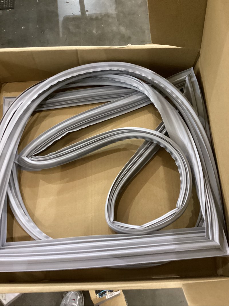 https://lotting-media.assets.bidfta.com/lotting_43e055c1-0175-4e59-b8f6-a3770eca00db