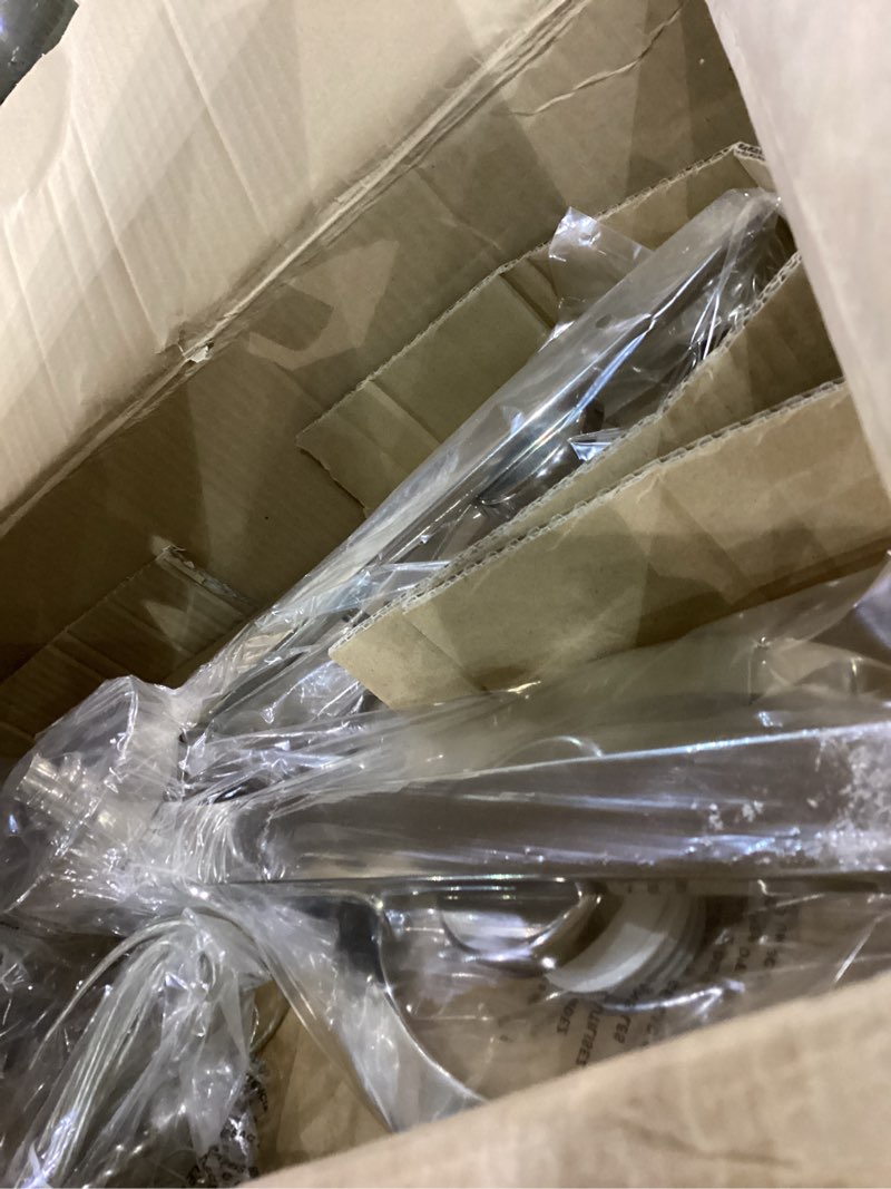Condition photo showing Good Condition for Chandelier