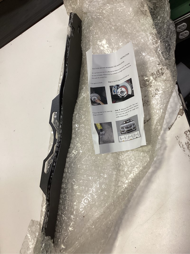 Condition photo showing New/Like New for Wheel alignment tool 