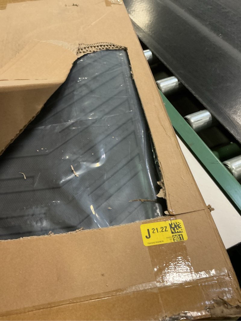 Condition photo showing Good Condition for Floor Mats Cargo Mat Backrest Mats for 2018-2023 Chevrolet Chevy Traverse 7 Seats Accessories, All Weather TPE Cargo Liner Backrest Mats and Lower Trunk Mat (18-23 7 Seats-Mats Set)