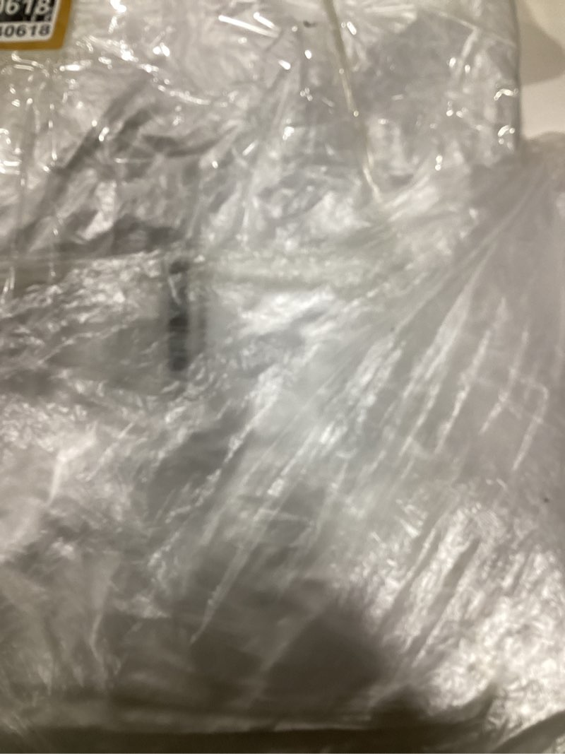 Condition photo showing New/Like New for 400 Pcs 27" x 24" Disposable Dental Half Chair Covers for Backrest, Headrest, Clear Waterproof Protection for Dental, Exam Table, Medical, Salon and Spa Chairs