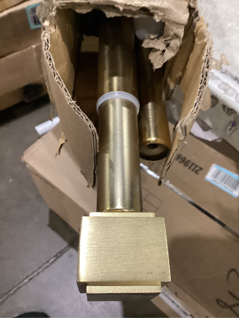 https://lotting-media.assets.bidfta.com/lotting_43fad5ff-1478-4e85-b907-30bf7ef27201