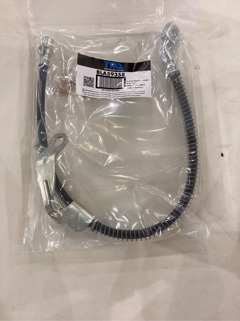 Condition photo showing New/Like New for TRQ Brake Hose Set Compatible with 2010-2016 Buick LaCrosse 2014-2017 Regal