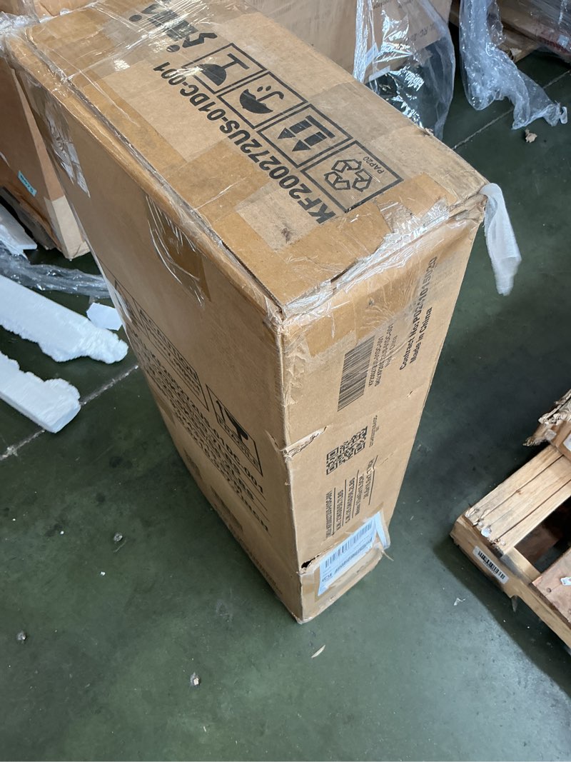 https://lotting-media.assets.bidfta.com/lotting_440b9de9-9985-4fda-934c-ff9da3ad52bb