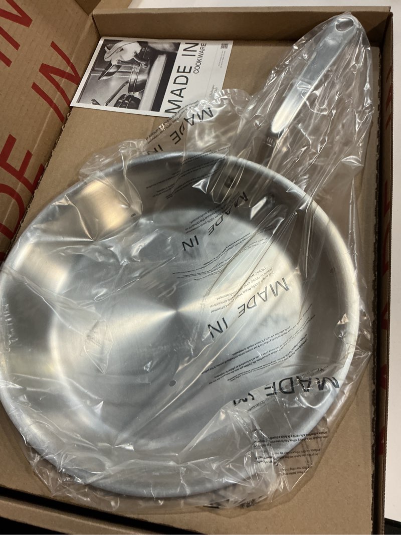 Condition photo showing Good Condition for Made In Cookware - 12° Cera COOK-12-FRY-CC-R2 Compatibie
