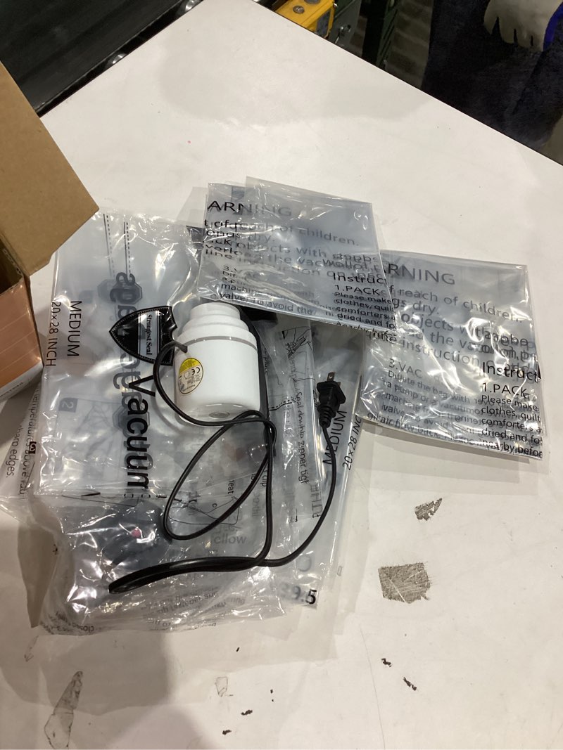 Condition photo showing Good Condition for 15 Pack Vacuum Storage Bags with Electric Pump (3 Jumbo, 3 Large, 3 Medium, 3 Small, 3 Roll Up), Plastic Packaging Bags,Space Saver Sealer Bag for Blankets, Comforters, Pillows, Clothes Storage 15 Combo-EPUMP