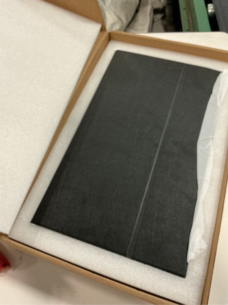 Condition photo showing Good Condition for Large 18.5 Inch Portable Monitor, 120Hz IPS FHD 1080P USB-C HDMI Display with Kikstand and Sleeve Case & VESA Mount, 125% sRGB, Ultra-Slim Second Screen for Laptop/PC/PS5/Switch – Built-in Speaker 18.5''