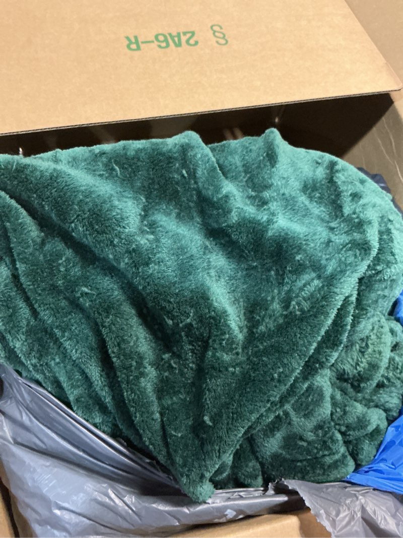 Condition photo showing Good Condition for Whale Flotilla Flannel Fleece King Size Blanket for Bed, Soft Fluffy Velvet Bedspread Coverlet with Decorative Vintage Pattern for All Season, Warm and Lightweight, 90x104 Inch, Deep Green Deep Green King(90"x104")