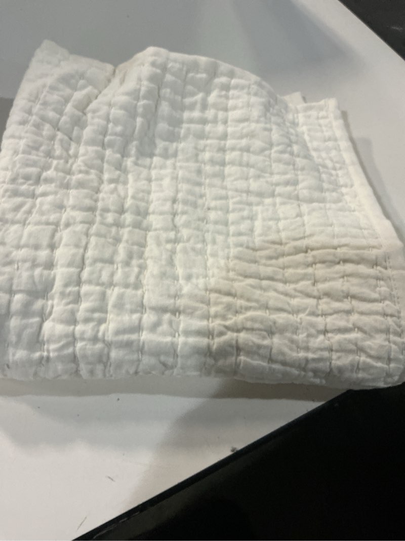 Condition photo showing Good Condition for european linen cotton stitch quilted euro sham color: white size:26x26 