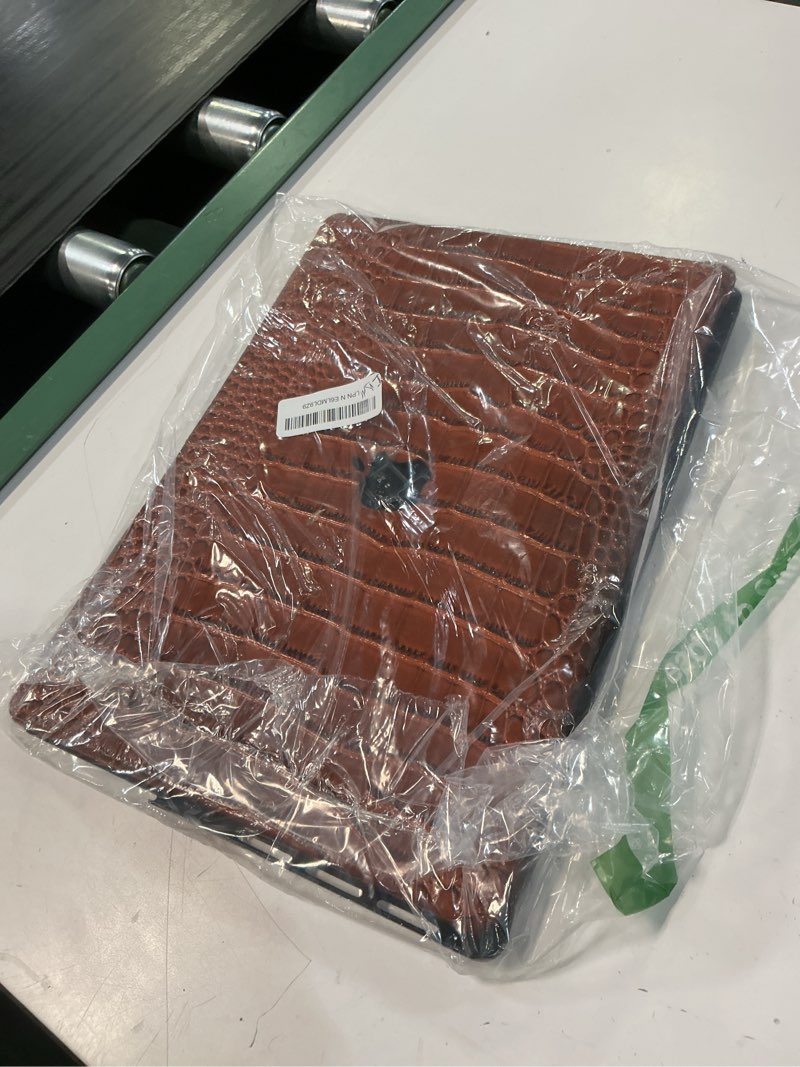 Condition photo showing Good Condition for kerom crocodile case for macbook pro 16 inch 2025-2021 m4 m3 m2 m1 pro/max chip a3403 a3186 a2991 a2780 a2485, textured aligator skin snakeskin pu leather hard shell & keyboard cover, brown # shiny brown crocodile