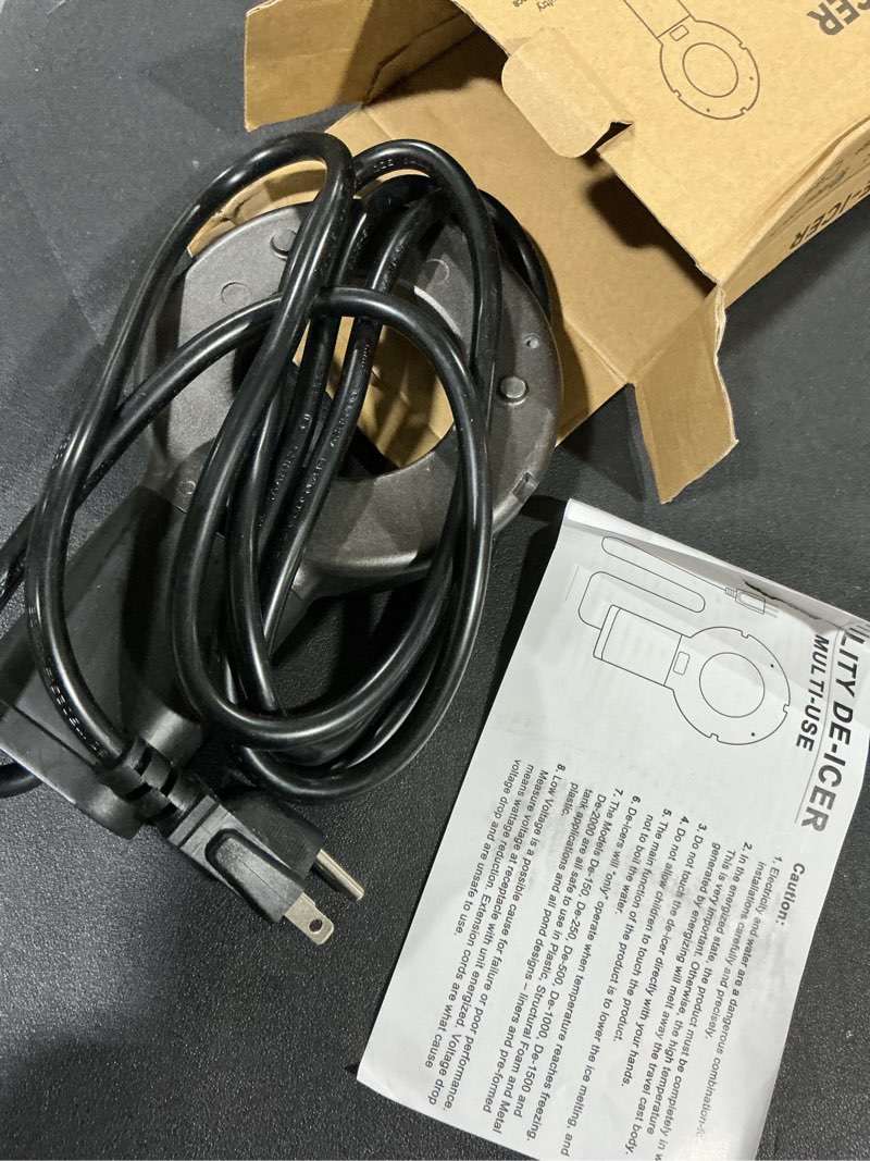Condition photo showing Good Condition for Utility De-Icer 500 Watt Submergible Cast Aluminum Chicken Water Heater Livestock Tank Heater for Winter Black 500W Black