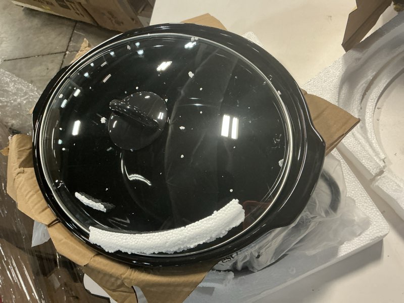 Condition photo showing Good Condition for Crock-Pot Large 8-Quart Programmable Slow Cooker with Auto Warm Setting Black Stainless Steel