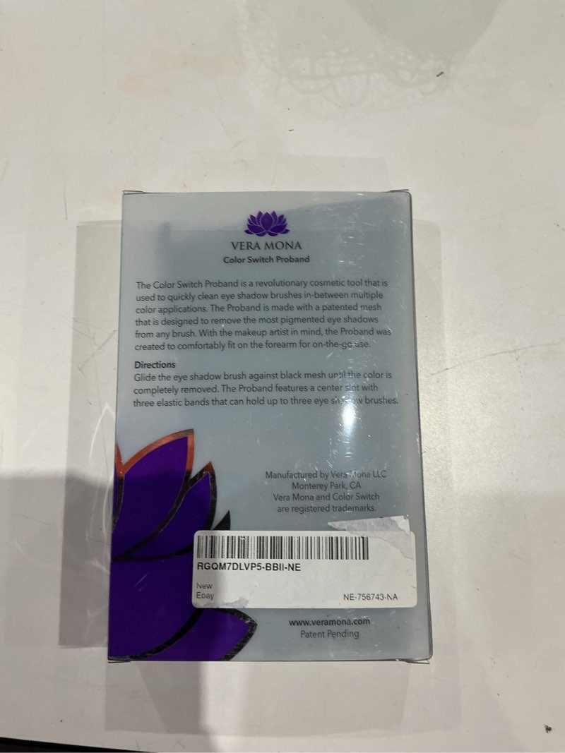 Condition photo showing Good Condition for color switch® proband (brush cleaner armband)