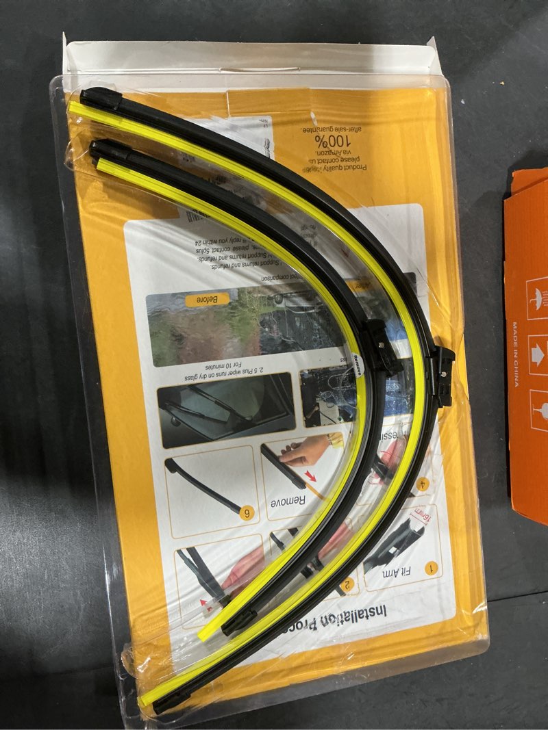 Condition photo showing New/Like New for 5 PLUS® Silicone Windshield Wipers 26 and 19 Inch Replacement For TESLA Model 3 2023-2017 Model Y 2022-2020/ AUDI A3,A3 QUATTRO,S3 20-15, Automotive Replacement Windshield Wipers With Water Repellent 26"+19" Front (Top Lock Narrow)