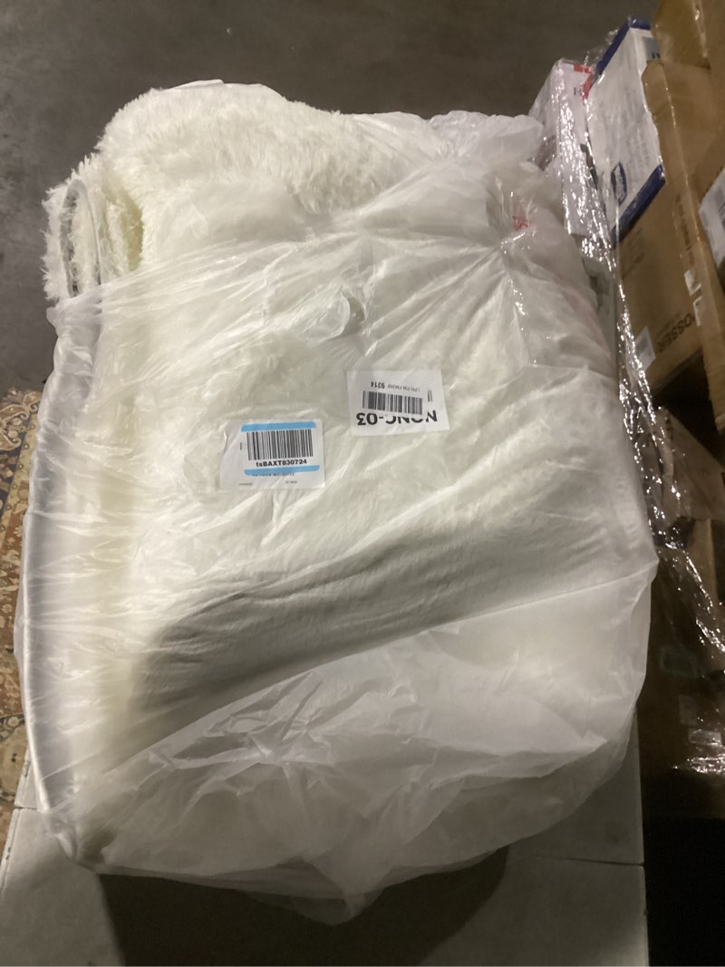 Condition photo showing Good Condition for Large Shag Area Rugs 6x9 White, Plush Fuzzy Shaggy Rug for Living Room, Ultra Soft Fluffy Furry Rugs for Bedroom, Upgrade Non-Slip Indoor Thick Carpet Nursery Rugs for Kids Girls Boys Room Home Decor White 6' x 9' (Rectangular)