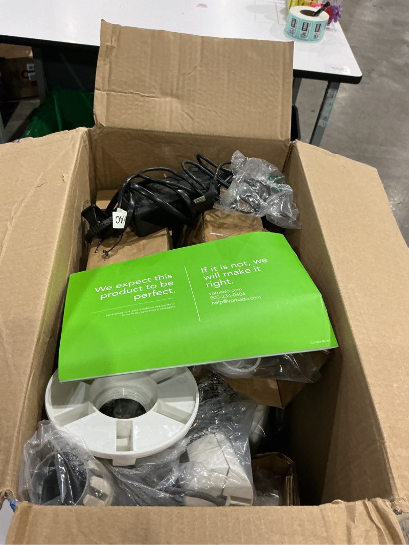 Condition photo showing As Is for vornado 683dc energy smart medium pedestal air circulator fan with variable speed control