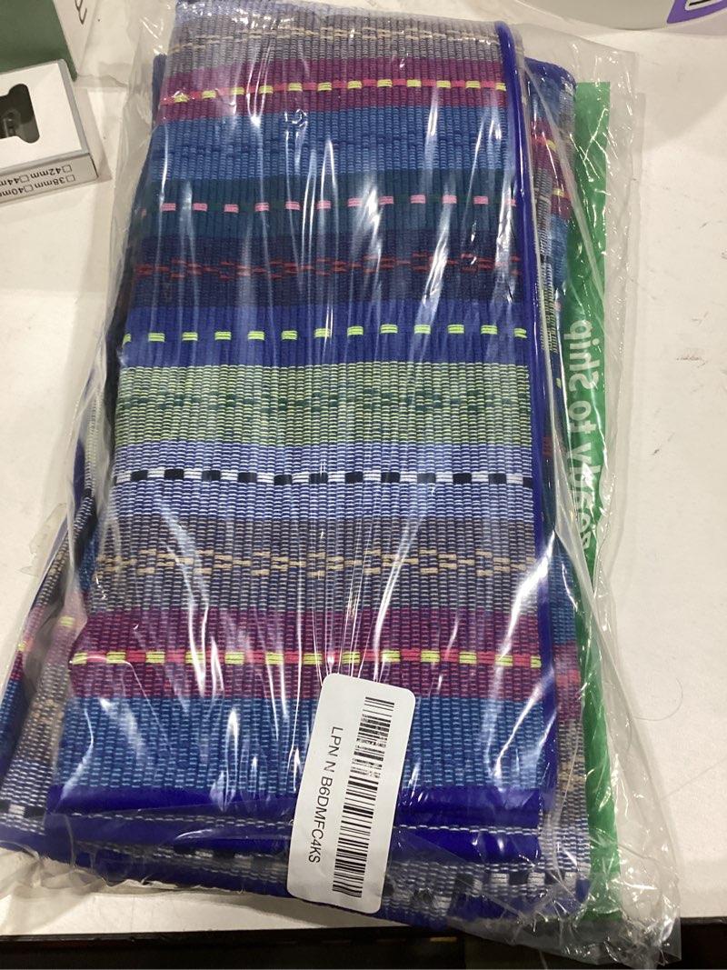 Condition photo showing Good Condition for WAZAIGUR Hand Woven with 100% Cotton Placemats Colorful Placemats Braided Ribbed Durable Heat-Insulation Table Mats Set of 8,Blue set of 8 Blue