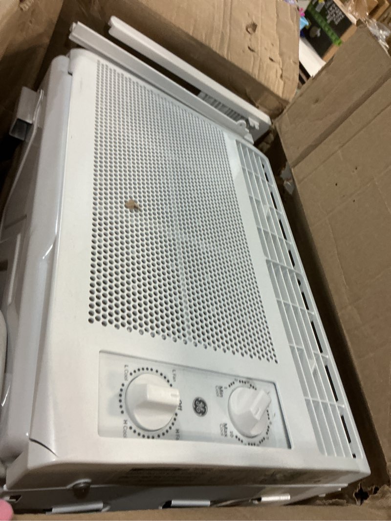 Condition photo showing Good Condition for GE Window Air Conditioner Unit, 5,000 BTU for Small Rooms up to 150 sq ft. with Manual Adjustable Fan and Cooling Settings, Perfect for Small Bedroom or Living Room, Easy Install Kit Included, White New 5,000 BTU Mechanical Controls White