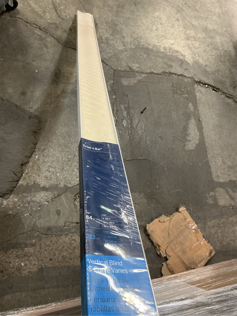Condition photo showing Good Condition for Custom Size Now by Levolor Vertical S-Curve Replacement Vanes (13-Pack)