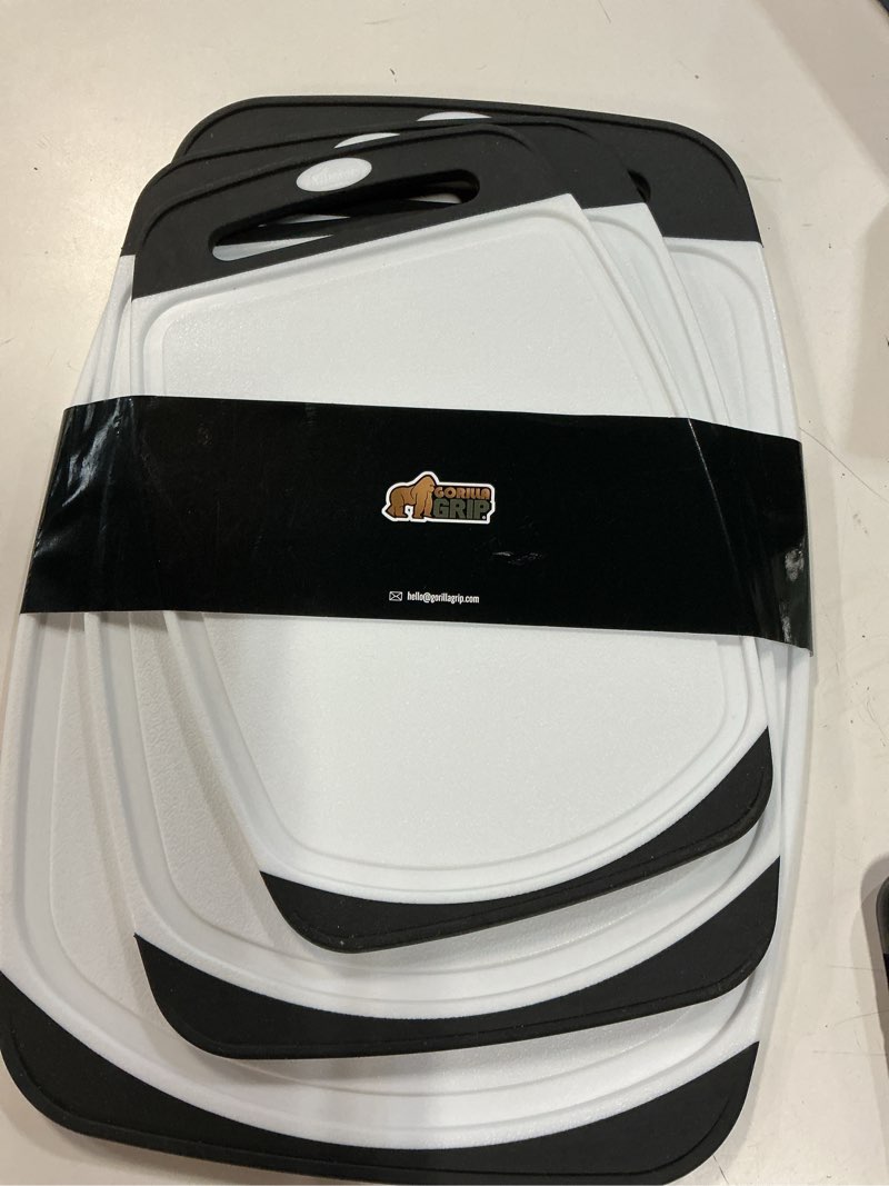 Condition photo showing Good Condition for gorilla grip bpa-free reversible kitchen cutting board set of 3, us designed, nonporous, juice grooves catch liquid, slip resistant border, dishwasher safe, durable large food chopping boards, black black/white large (pack of 3)