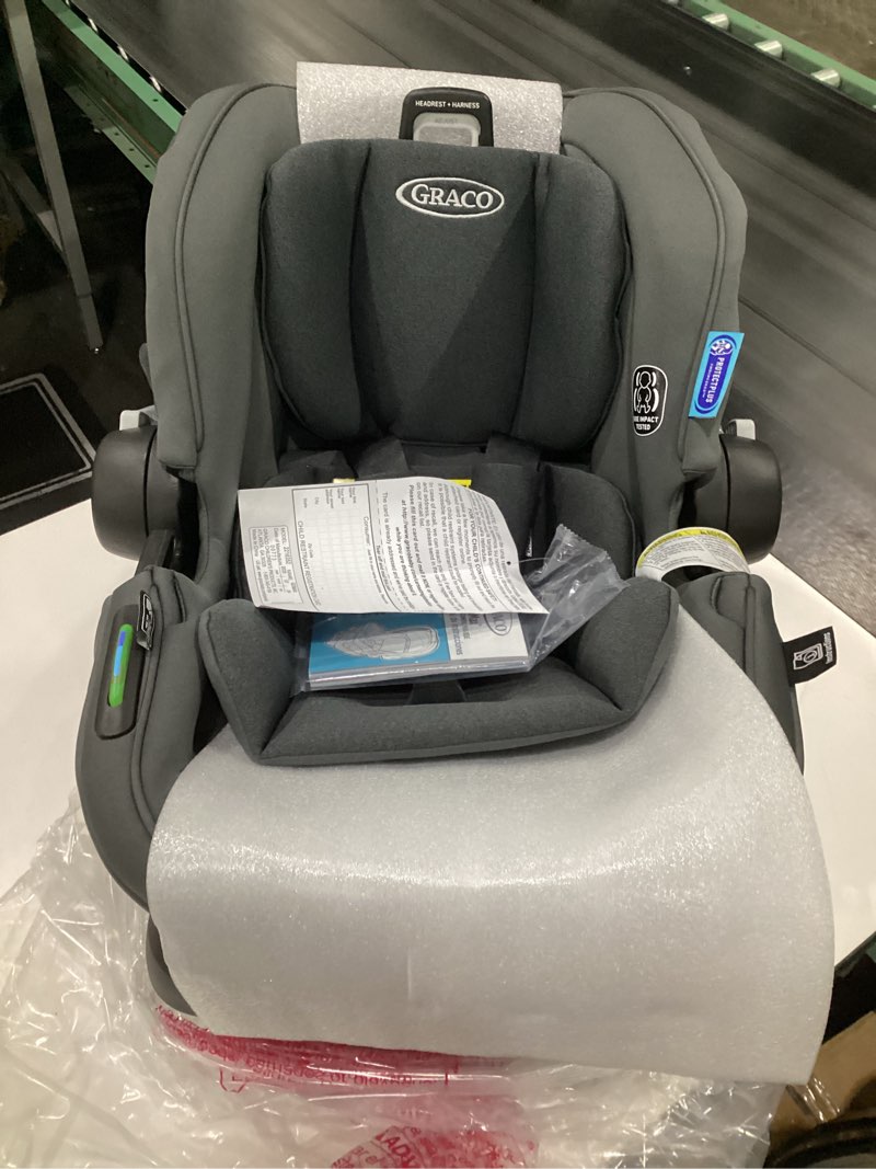 Condition photo showing Good Condition for Graco Gomax Infant Car Seat, Ace, Lightweight, Reclining Rear Facing Car Seat Installs with or Without a Base