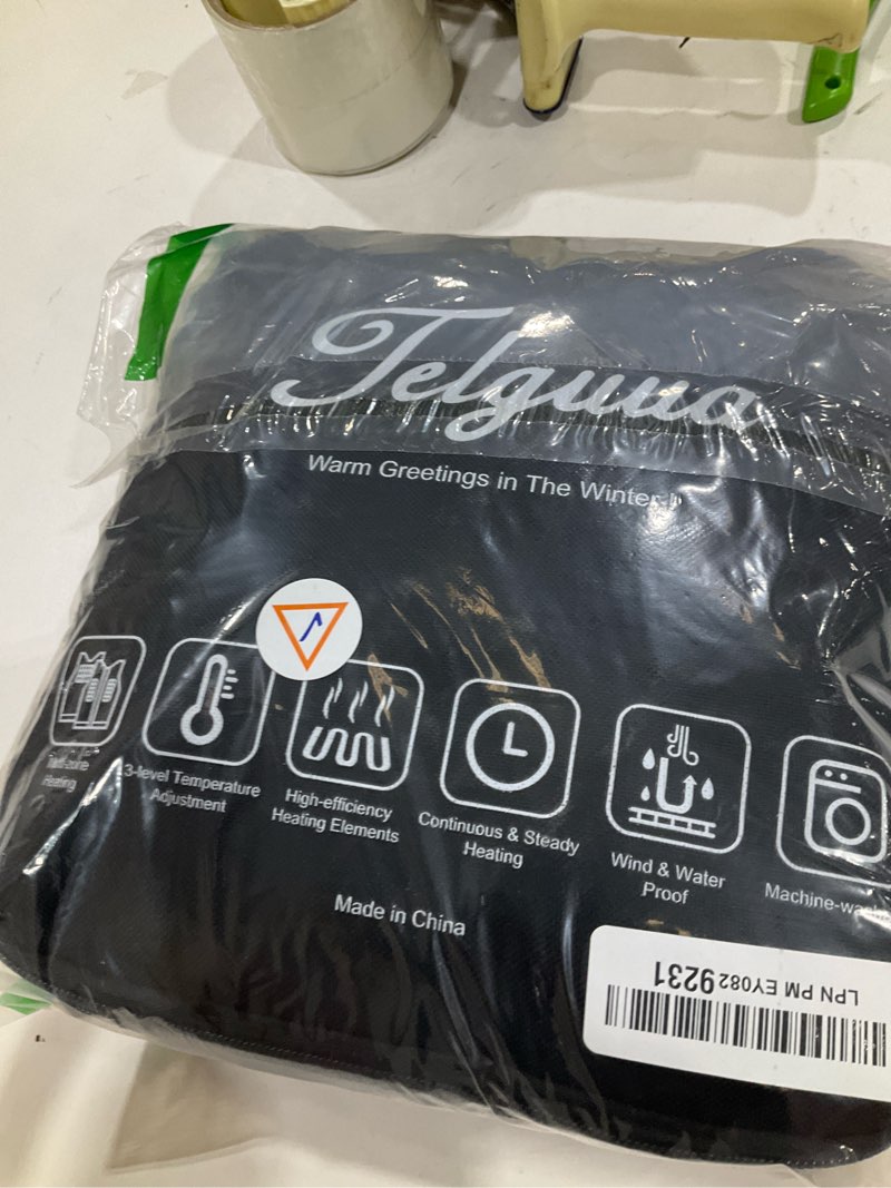 Condition photo showing New/Like New for Telguua Women's Heated Vest with Battery Pack Included,Heated Fleece Vest for Women Electric Rechargeable Heated Fleece Vests X-Small Black
