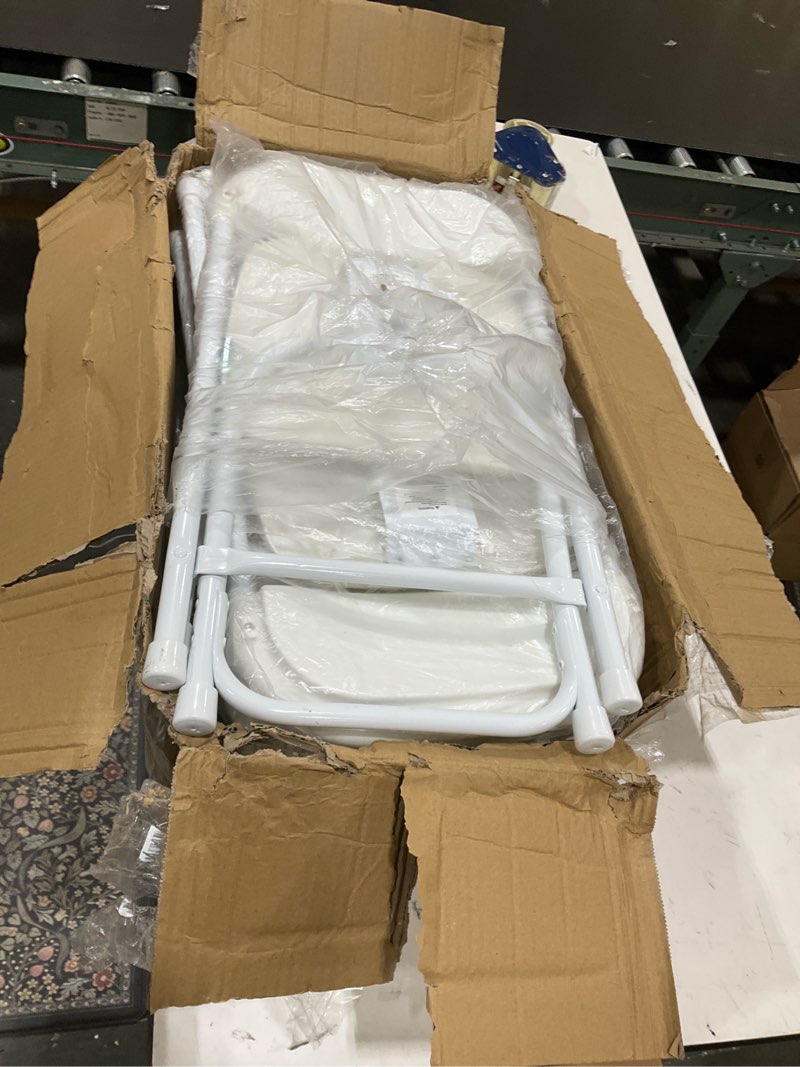 Condition photo showing Good Condition for Flash Furniture Timmy Kids Plastic Folding Chairs for Pre-K through Kindergarten, Children's Folding Chairs for Daycare and Events, Set of 10, White White Set of 10