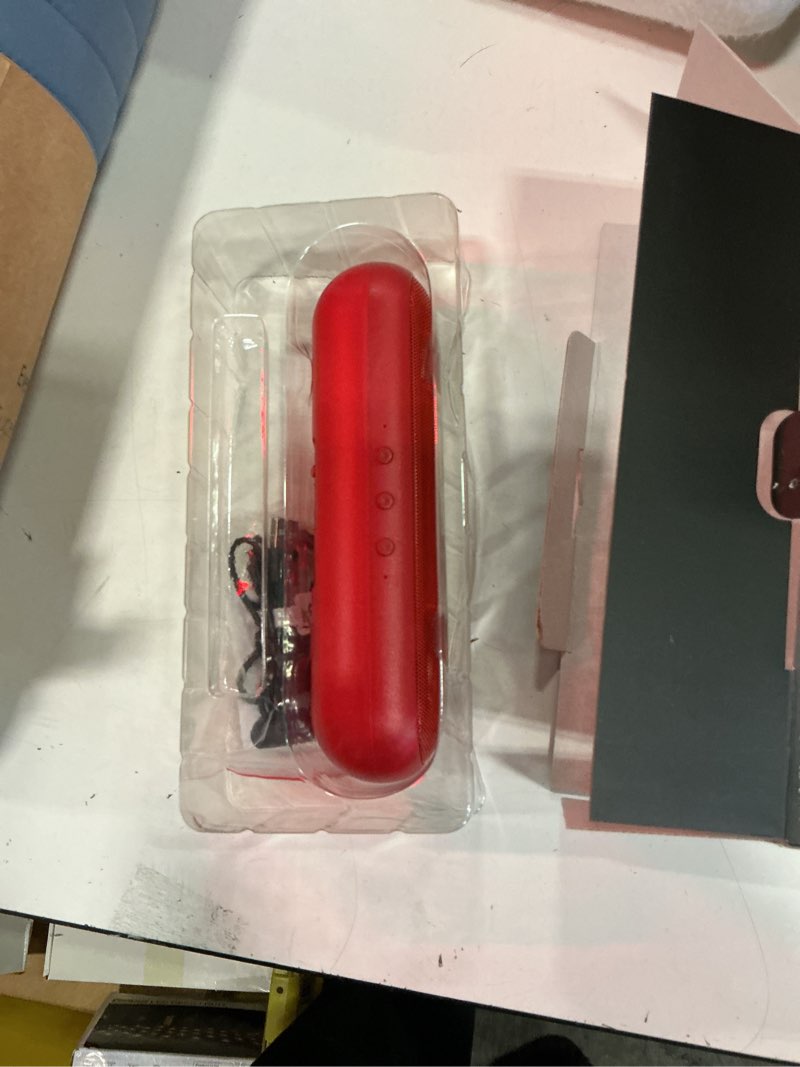 Condition photo showing Good Condition for vibe red portable bluetooth speaker model dg-478