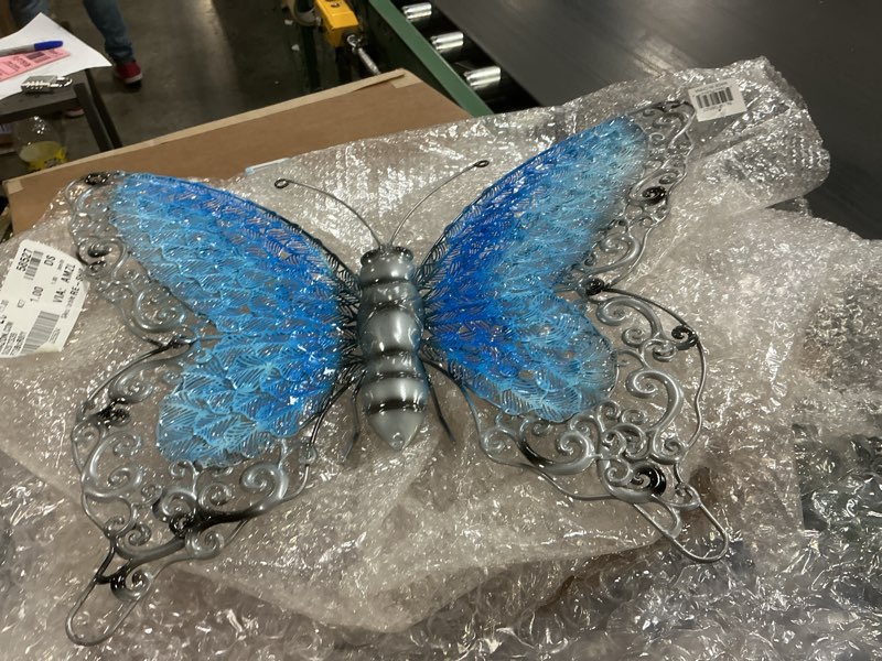 Condition photo showing Good Condition for Deco 79 Metal Butterfly Home Wall Decor Wall Sculpture, Wall Art 21" x 1" x 16", Silver